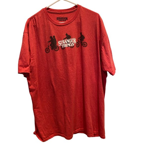 Stranger Things Tee Shirt XXL Red‎ Cotton Poly Blend, Netflix - Picture 1 of 4